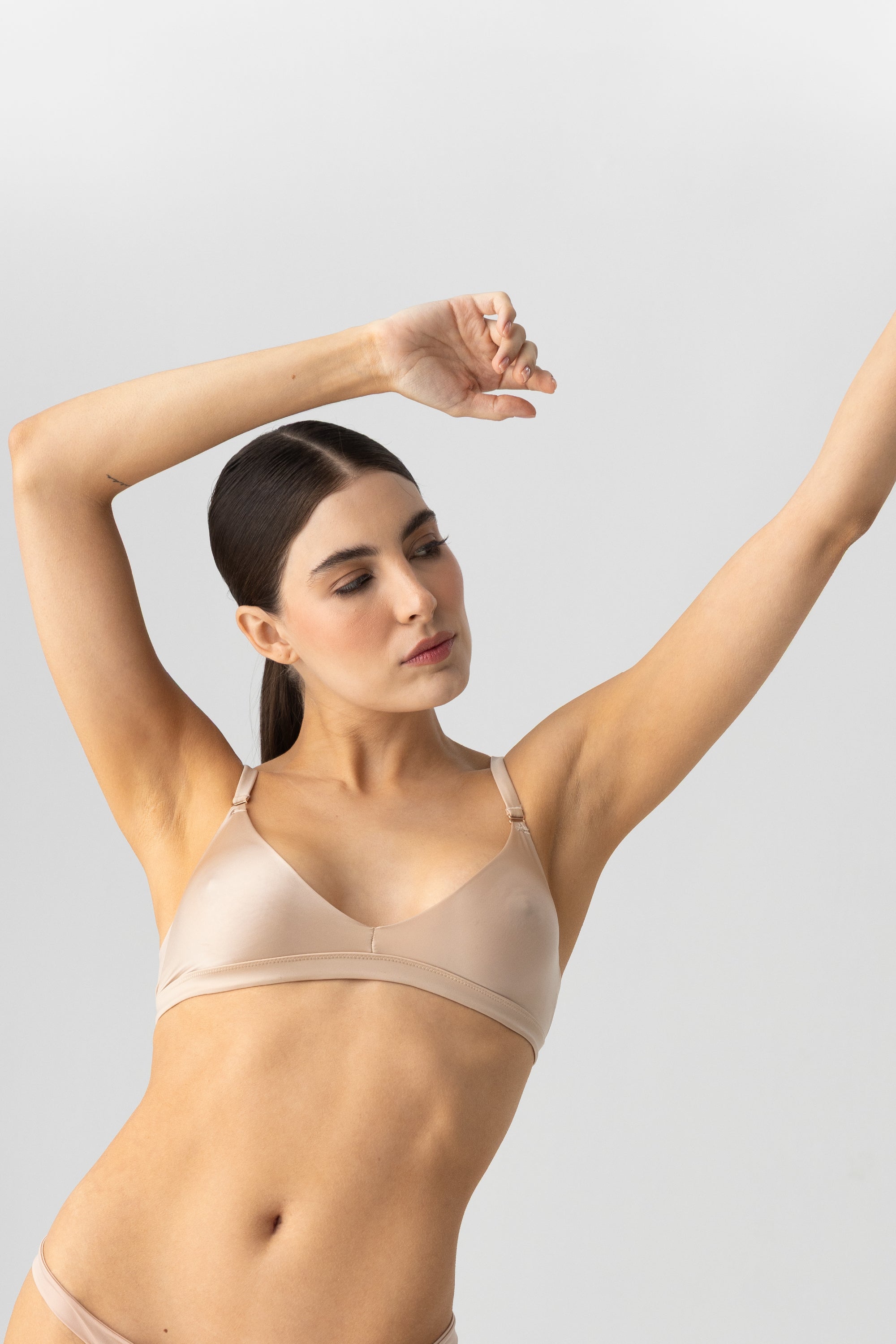 ELLIPSE GLOWY & SILKY BRALETTE