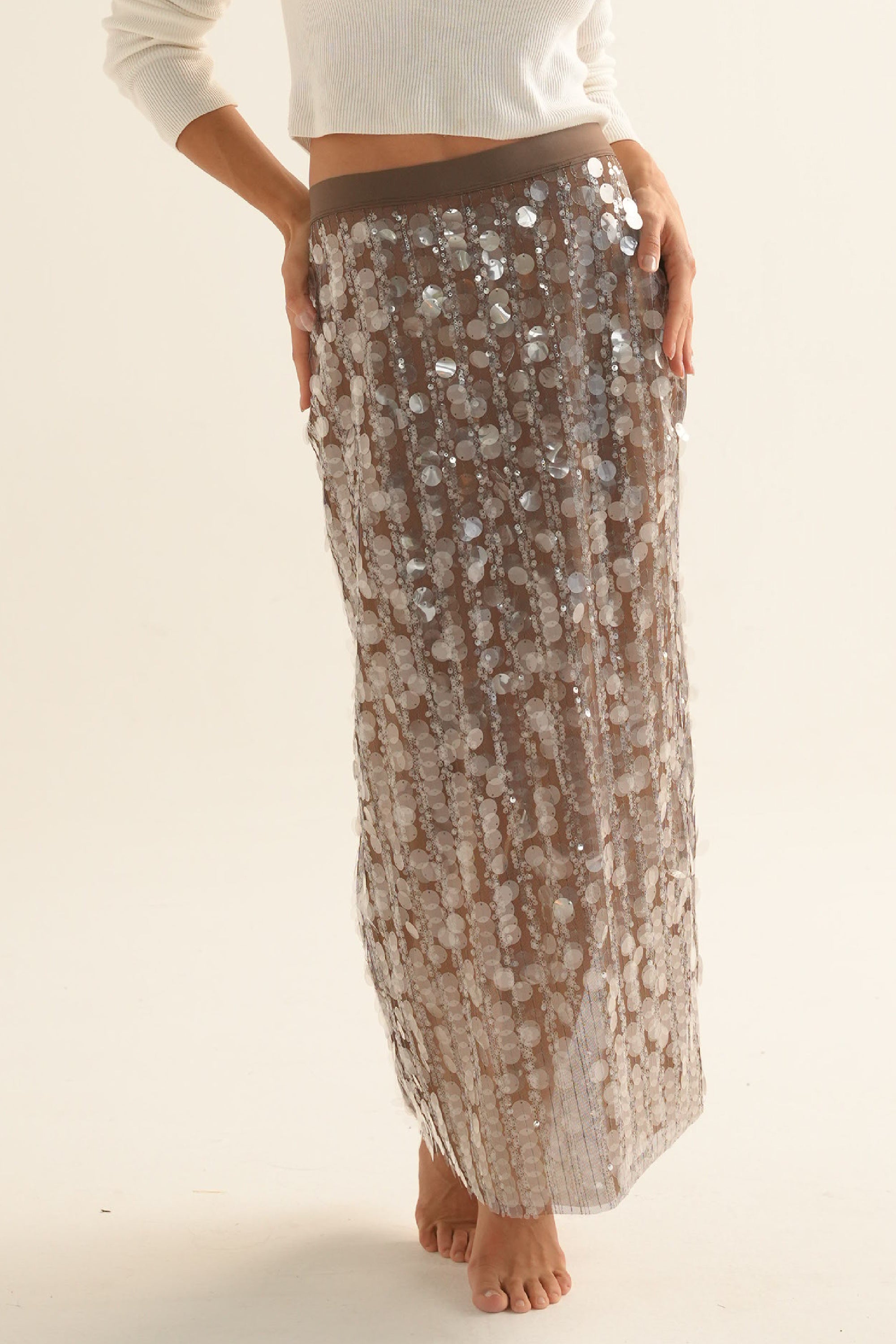 ELLIPSE GLOW SEQUINS MIDI SKIRT