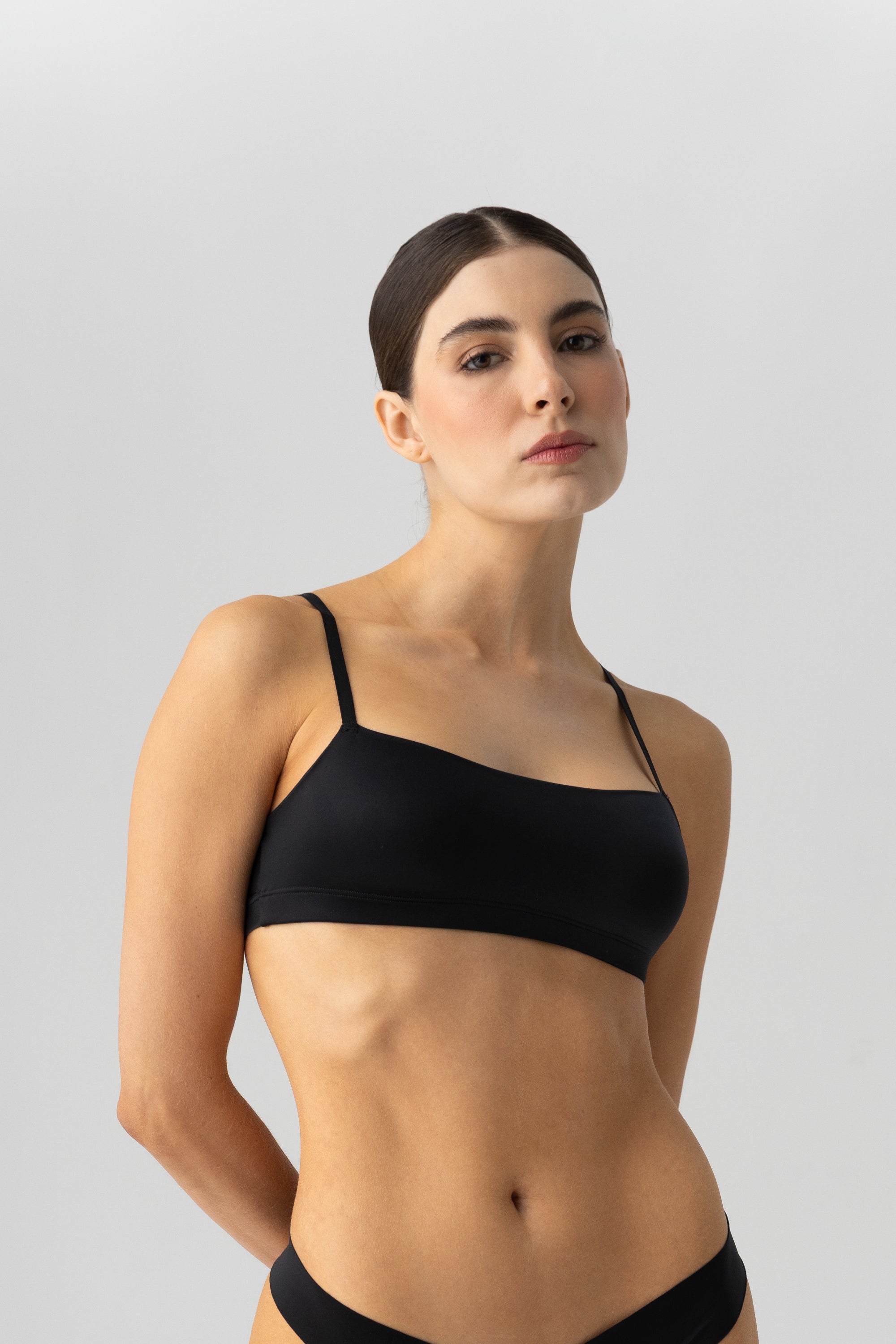 ELLIPSE GLOWY & SILKY TOP