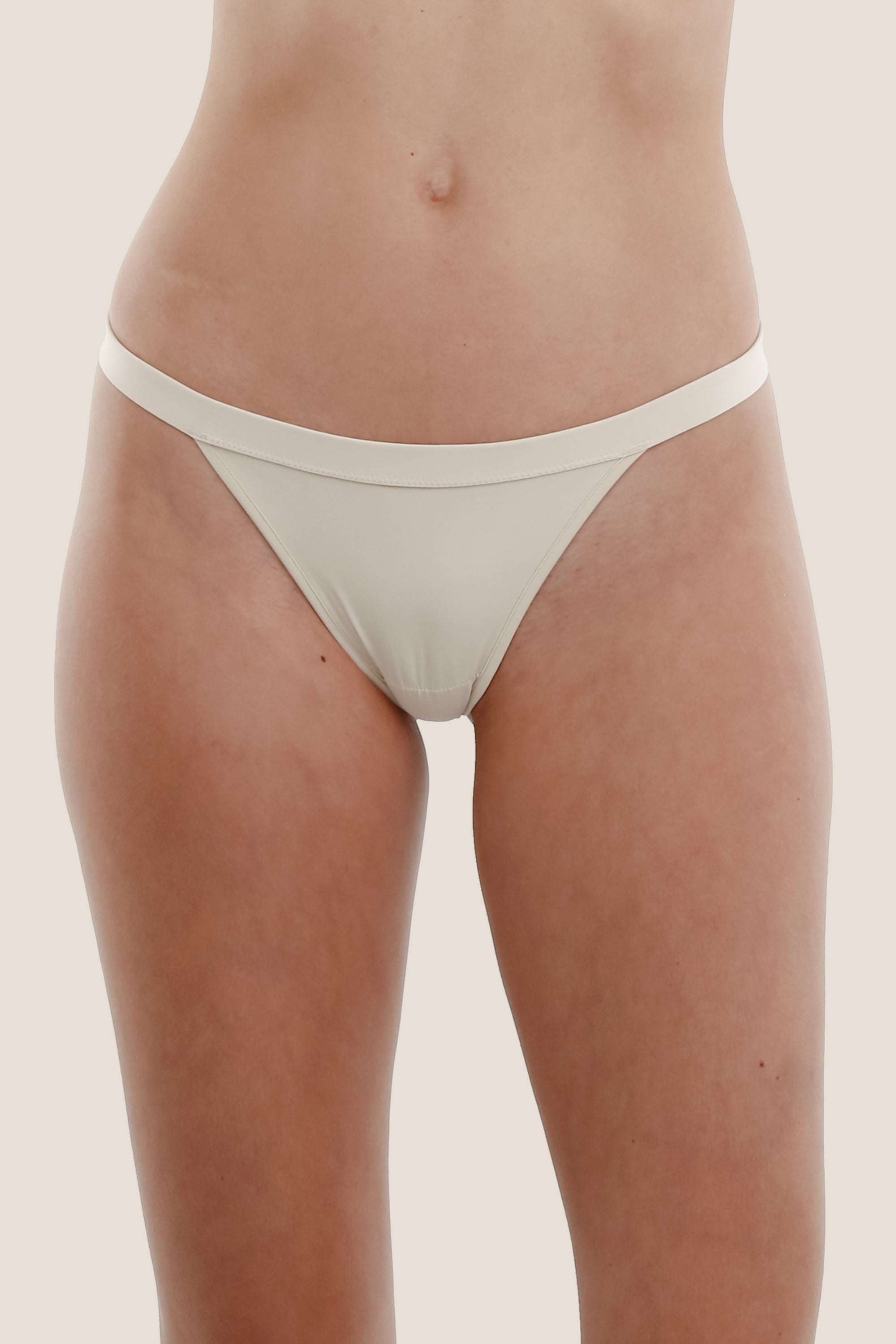 Invisible Thong Essentials Nude